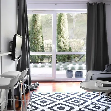 Tarasy Gdyni Z Ogrodkiem グディニャ